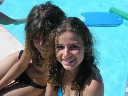 Lola & Margaux